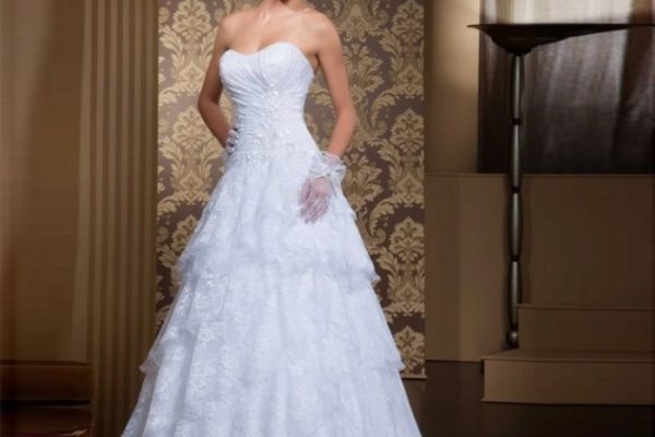 Wedding dresses with sleeves empire waist